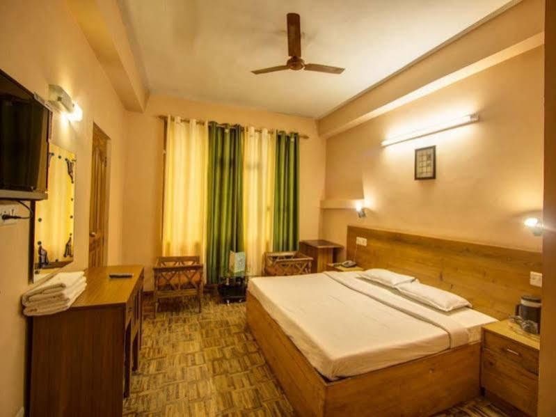 Kalinga Grand Hotel Manāli Εξωτερικό φωτογραφία