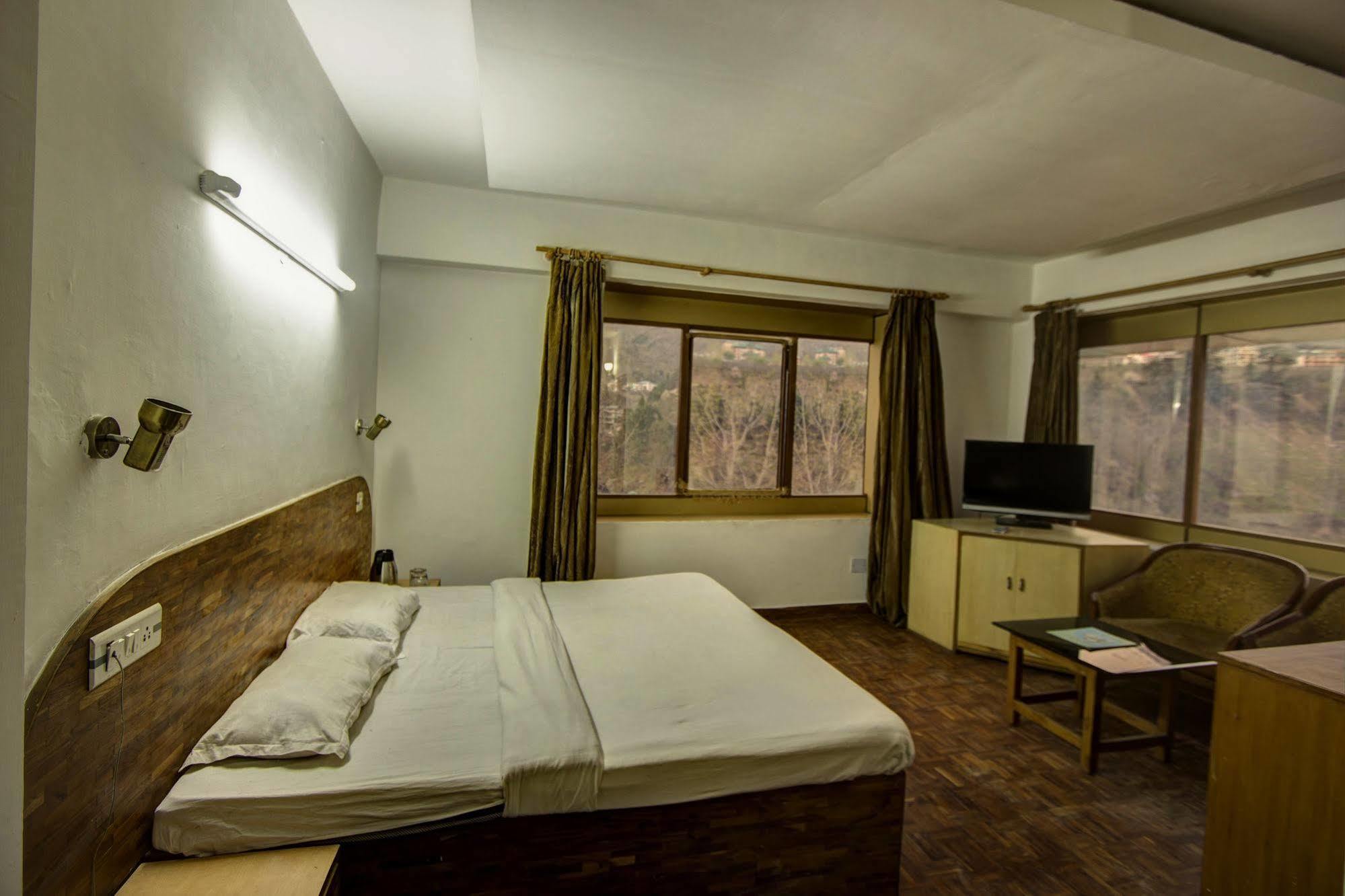 Kalinga Grand Hotel Manāli Εξωτερικό φωτογραφία